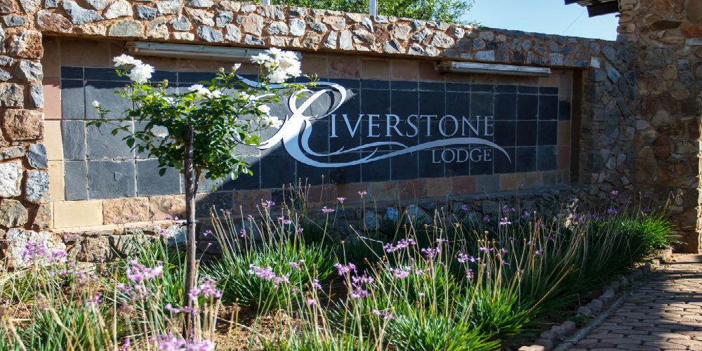 מולדרסדריפט Riverstone Lodge מראה חיצוני תמונה