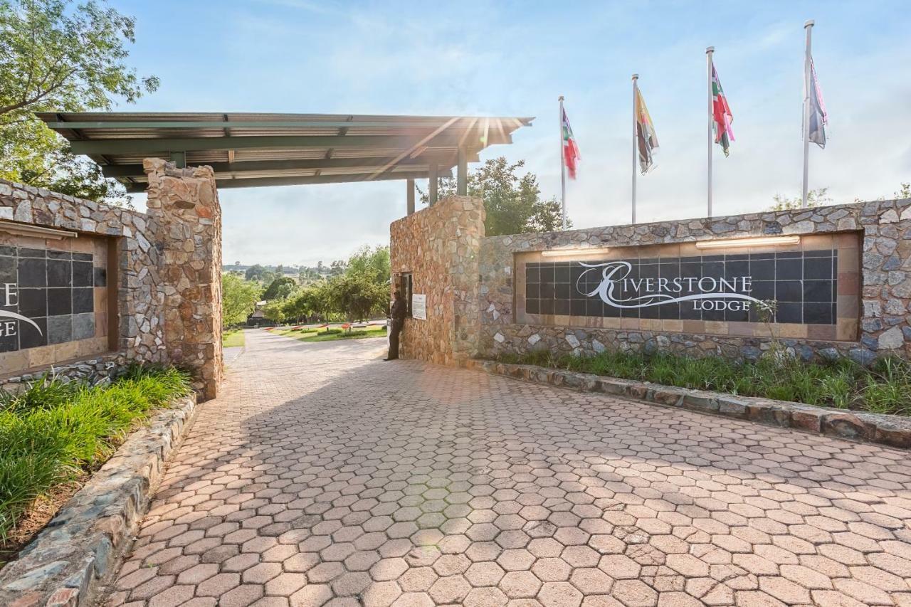 מולדרסדריפט Riverstone Lodge מראה חיצוני תמונה